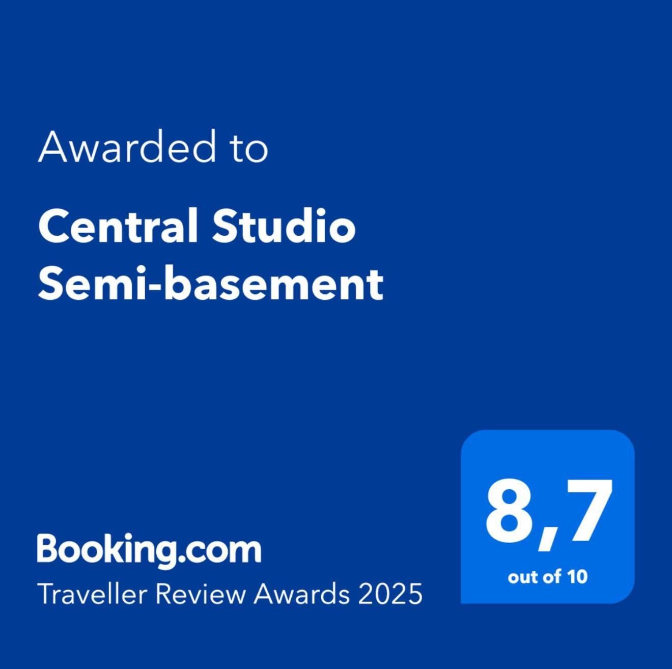Central Studio Semi-Basement Iraklio Exterior foto